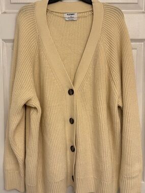 Old Navy Cream Knit Button-Front Cardigan Sweater